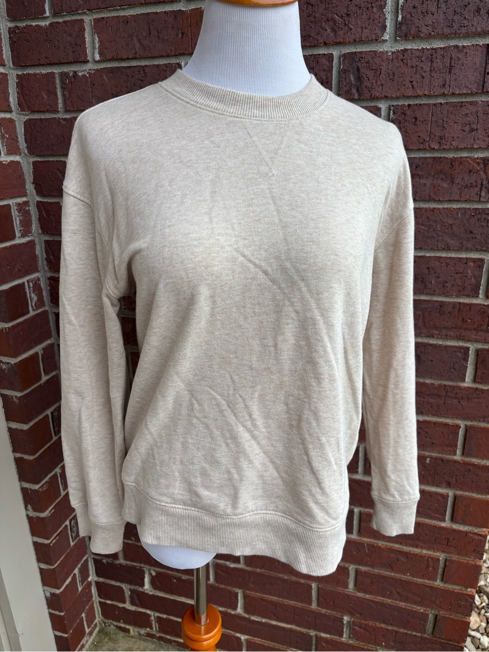 Time and Tru Men's Crewneck Sweater in Light Beige